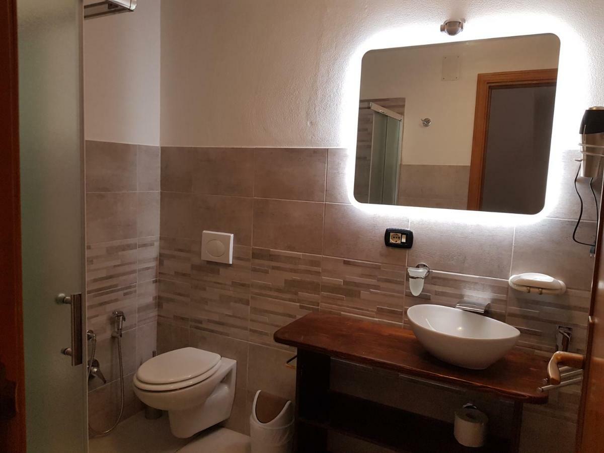 Casa Vacanze Valentina 포르토 콘테 외부 사진