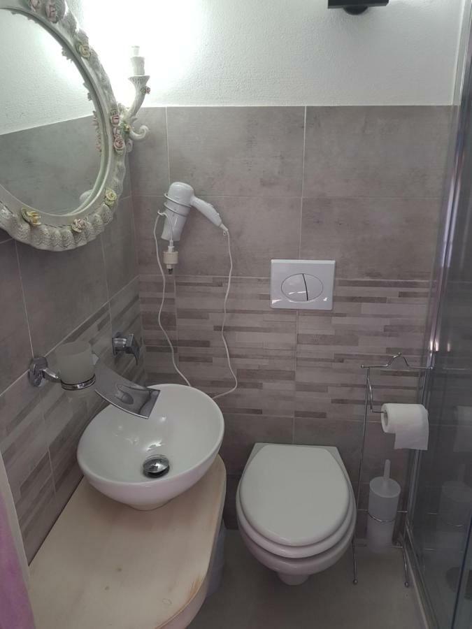 Casa Vacanze Valentina 포르토 콘테 외부 사진
